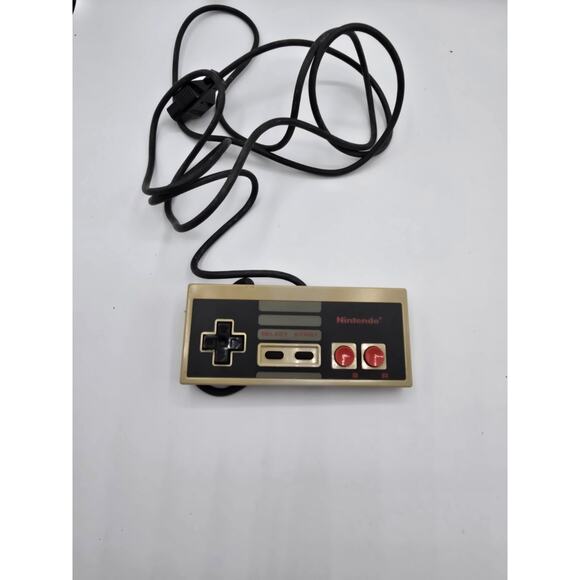 Original Nintendo NES Official Game Controller OEM Authentic NES-004 UnTested - Picture 1 of 3